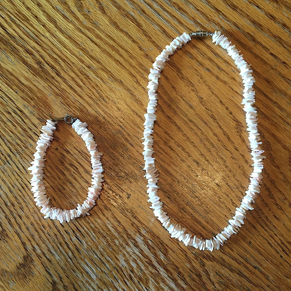 Pink Shell Necklace and Bracelet Set
